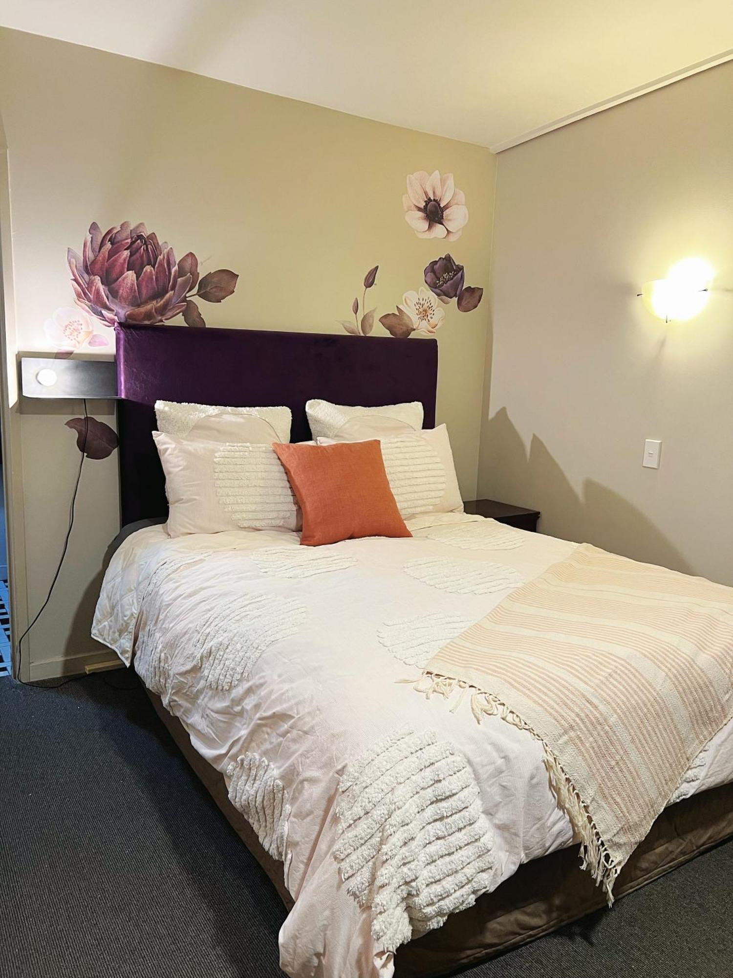 Cosy Motel Studio Apartment In Central City-Up To 2 Beds ไครสต์เชิร์ช ภายนอก รูปภาพ