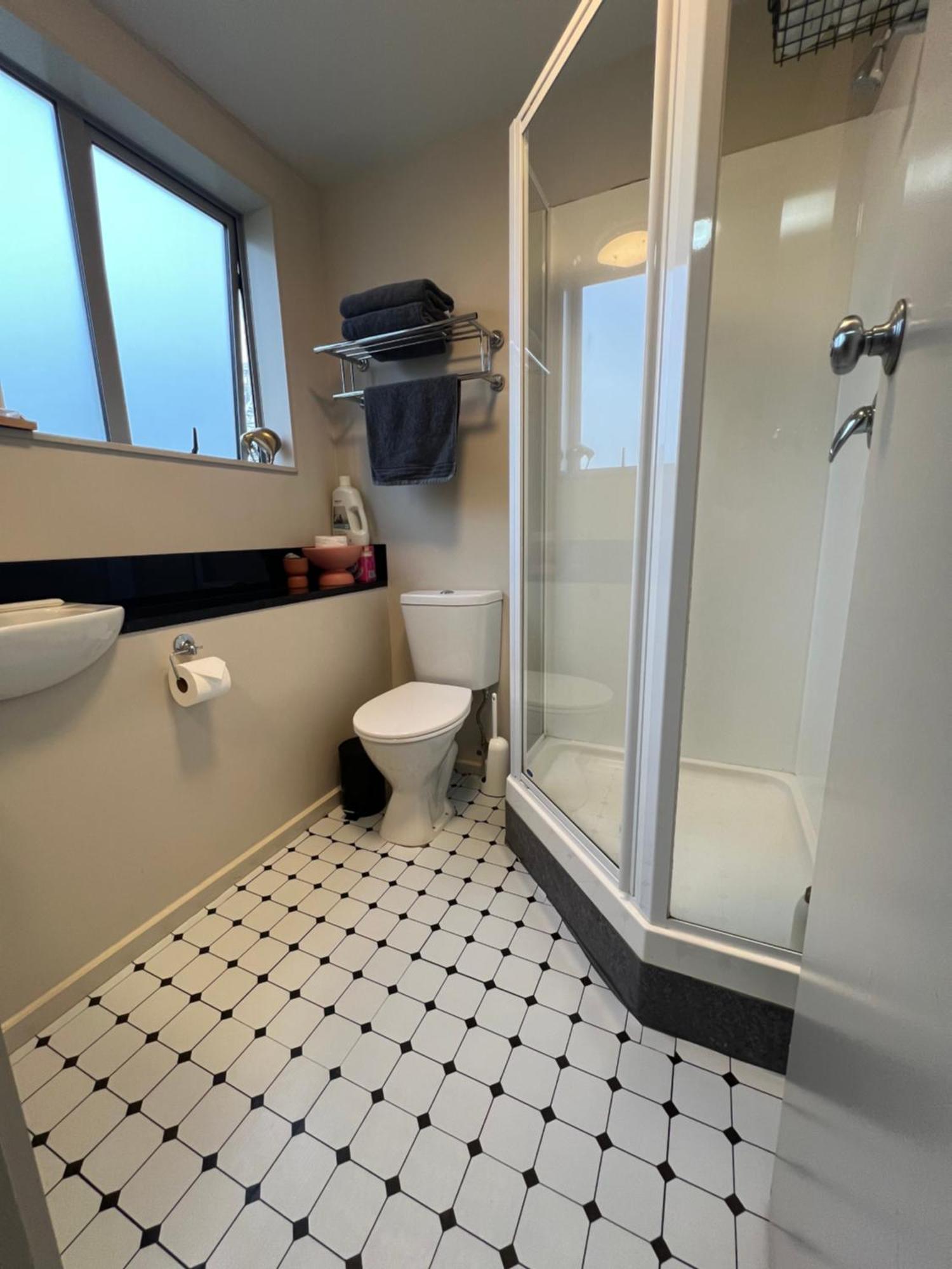 Cosy Motel Studio Apartment In Central City-Up To 2 Beds ไครสต์เชิร์ช ภายนอก รูปภาพ